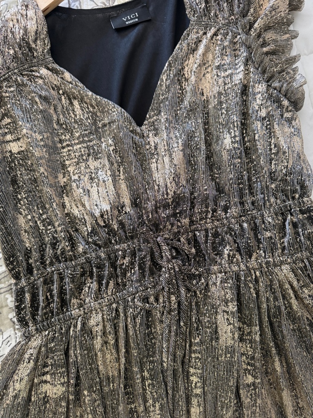 Vici Gold and Black Metallic Midi Dress - Picture 4 of 5